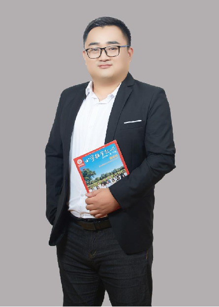 曹江峰老师.png