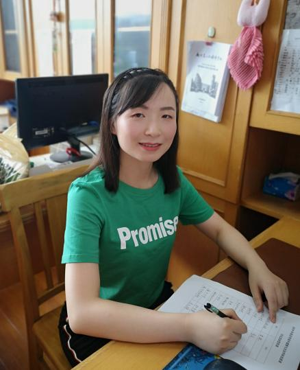 李佳.png
